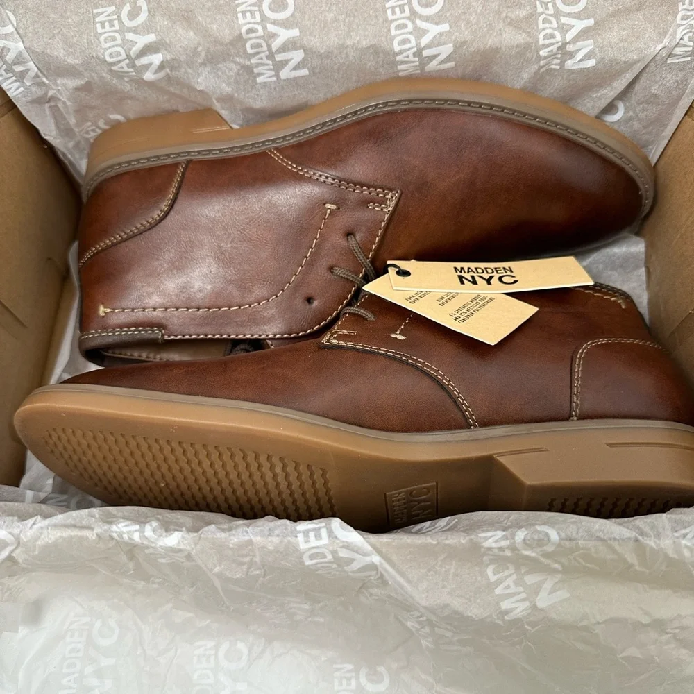 Madden NYC - Men's Adam Lace-Up Chukka Boot/Size 7